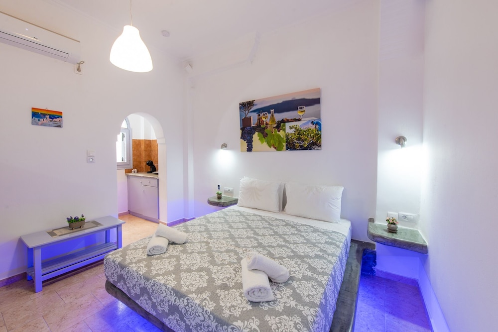 

Roma - Fira - Santorini NY