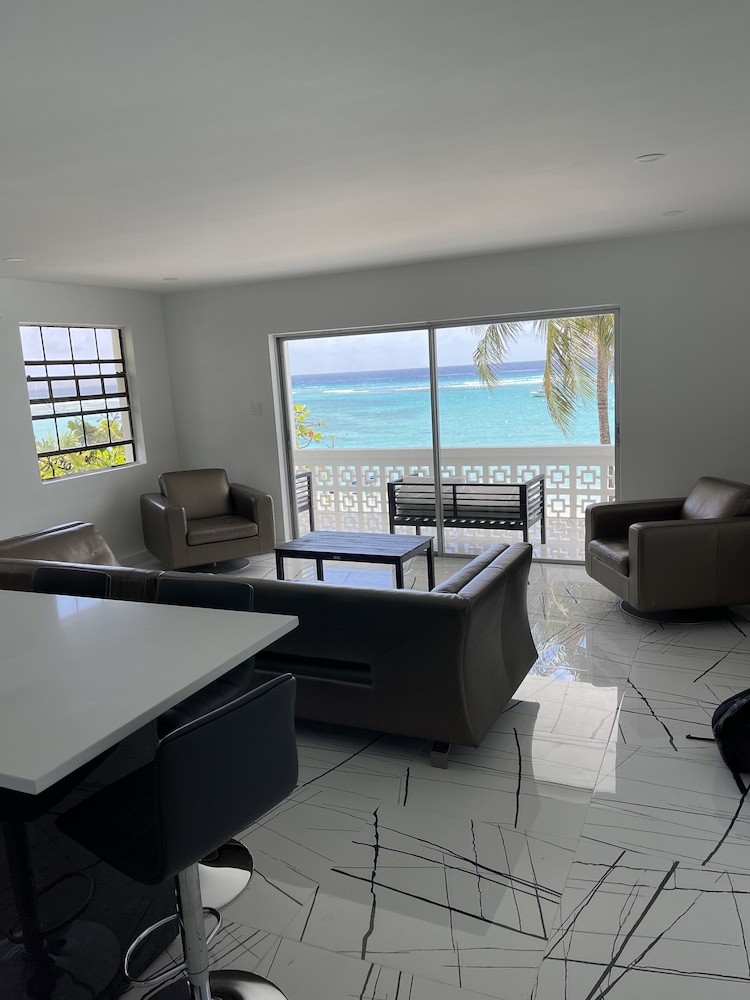 

Milano - Bridgetown - The Royal Bliss Barbados