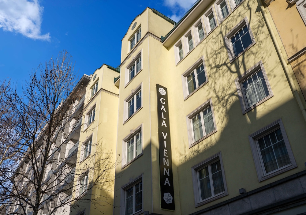 

Bari - Klosterneuburg - Arthotel ANA Gala