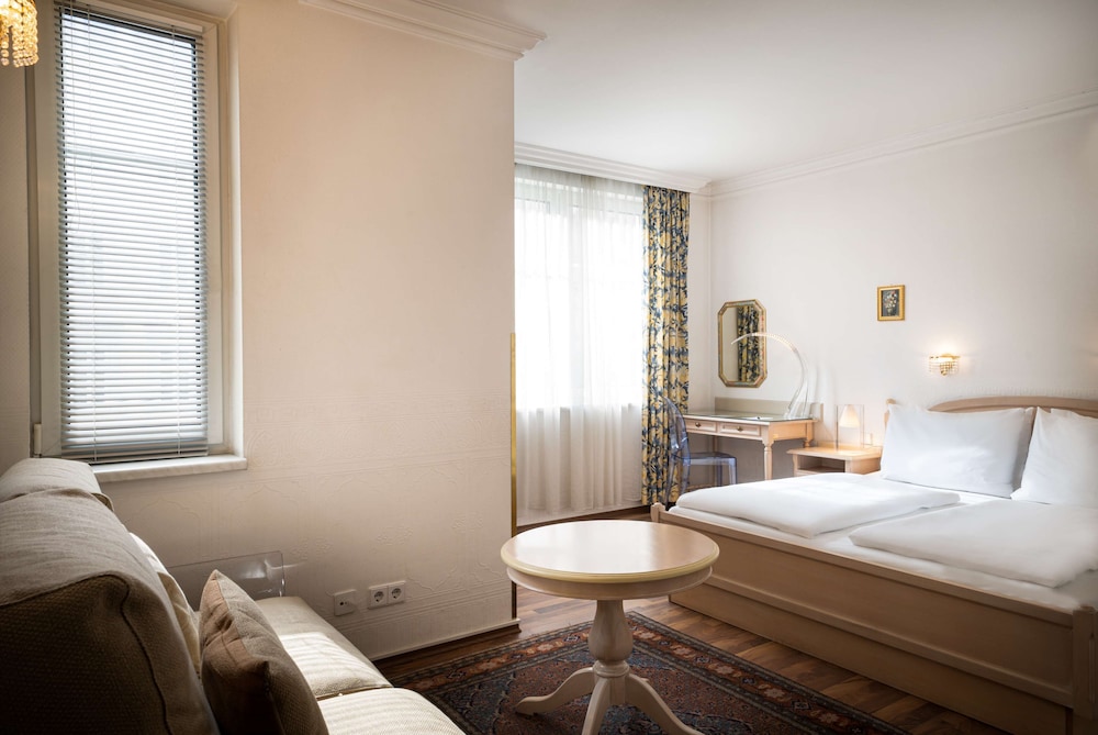 

Firenze - Klosterneuburg - Arthotel ANA Gala