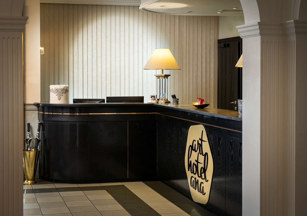 

Bari - Klosterneuburg - Arthotel ANA Gala