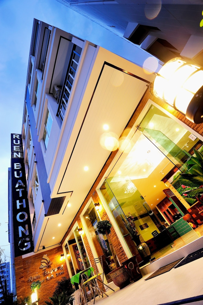 

Milano - Kata Beach - Ruen Buathong Boutique Hotel Patong Beach