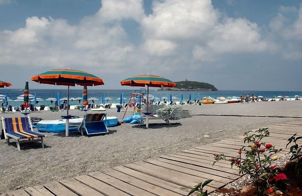 

Napoli - Diamante - Hotel Cristina
