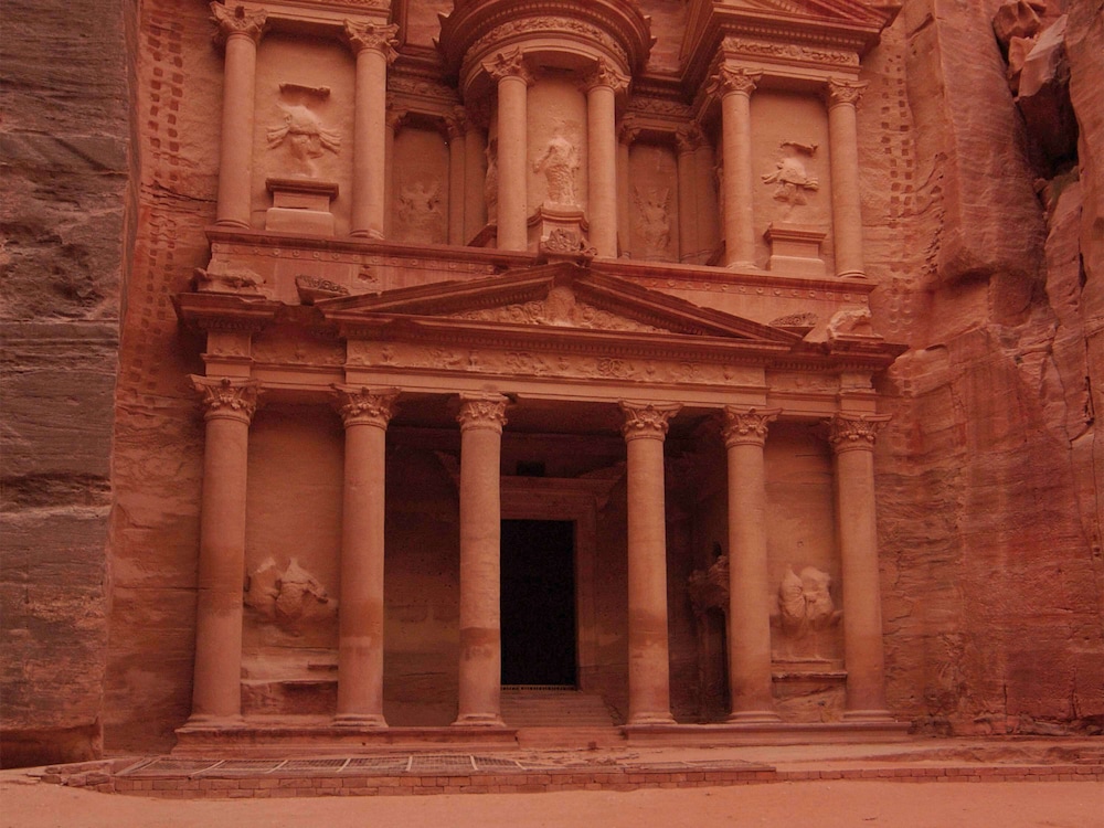 

Milano - Wadi Musa(Petra) - Mövenpick Resort Petra