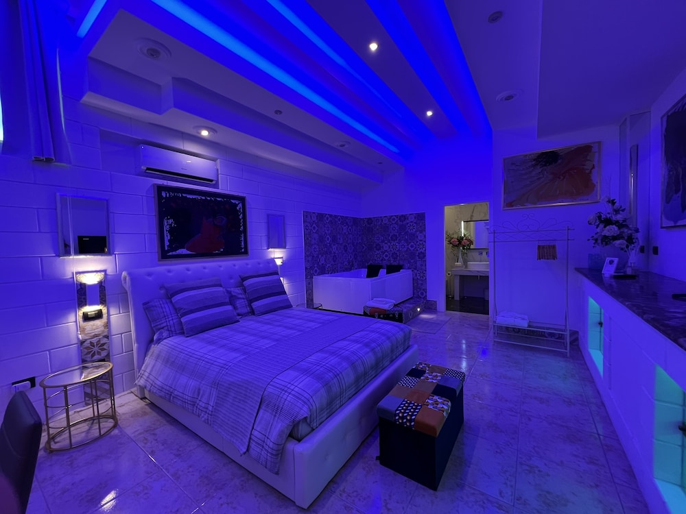 GianLuis Luxury Suites