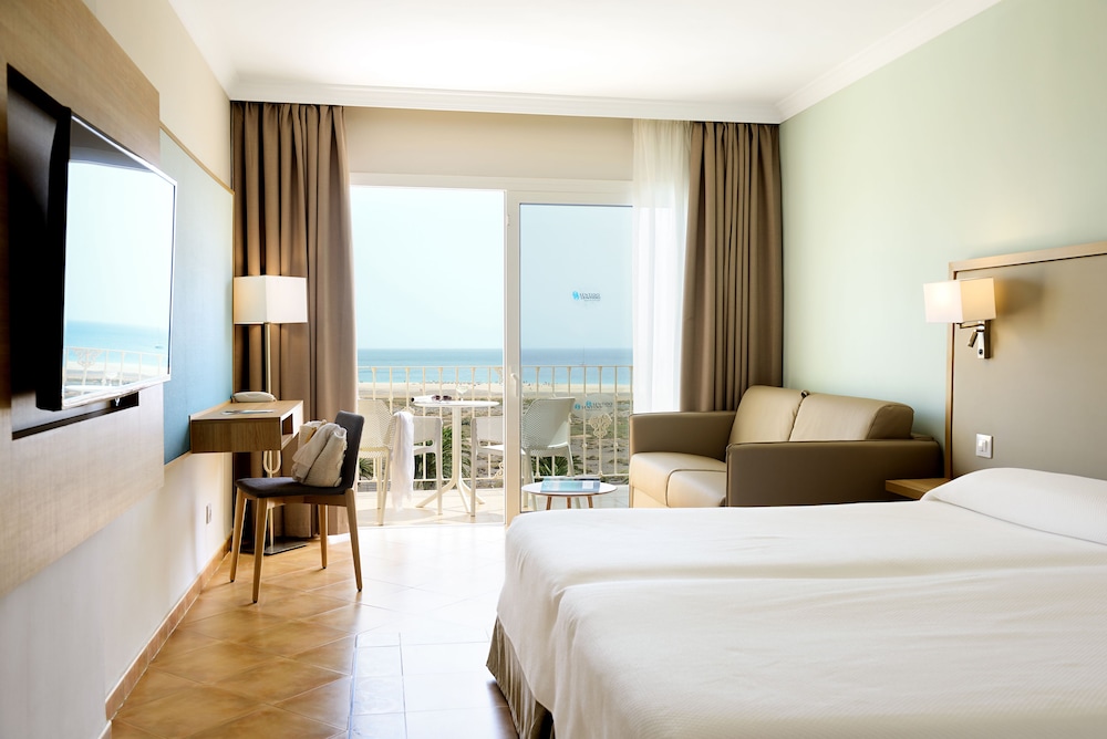 

Bari - Esquinzo - Buganvilla Hotel & SPA