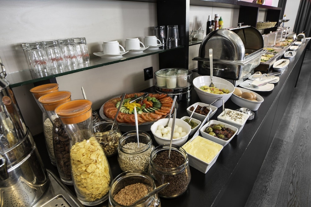 

Napoli - Frankfurt-Main Airport - Pearl Design Hotel - Frankfurt City