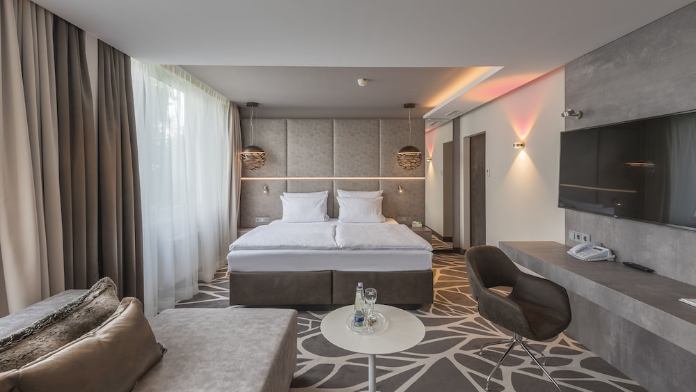 

Venezia - Monaco di Baviera - Holiday Inn Munich - Unterhaching