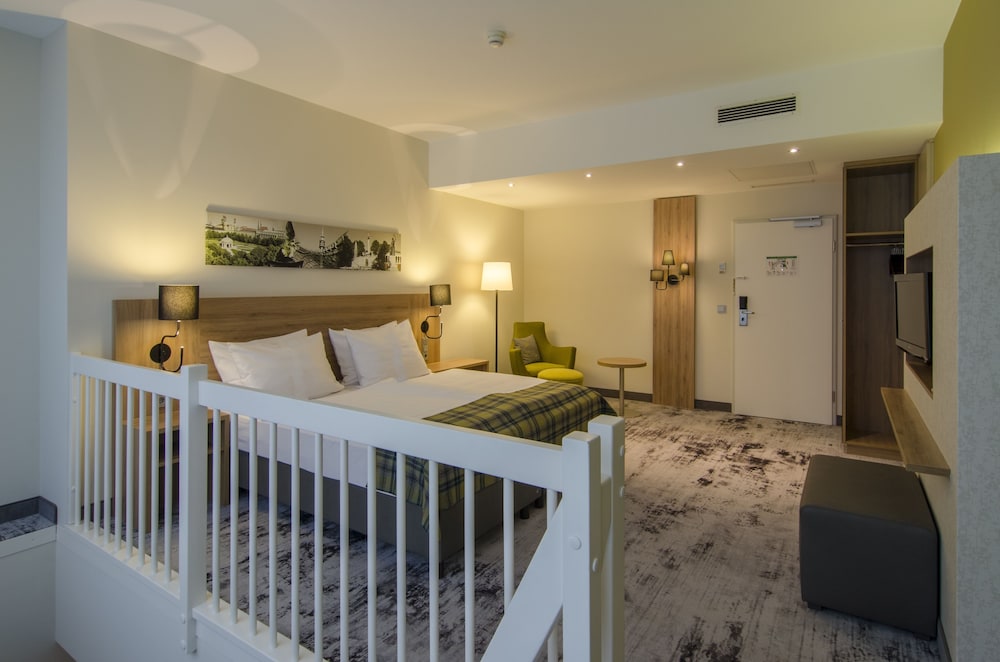 

Roma - Unterhaching - Holiday Inn Munich - Unterhaching
