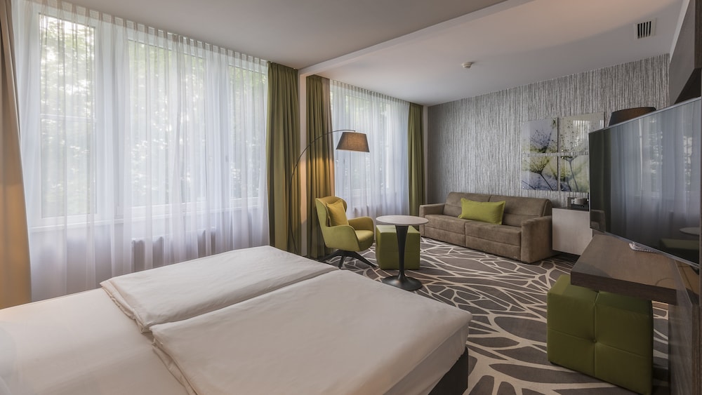 

Venezia - Unterhaching - Holiday Inn MUNICH - UNTERHACHING