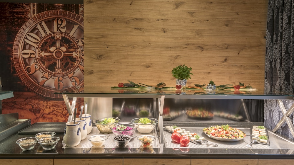 

Ancona - Unterhaching - Holiday Inn Munich - Unterhaching