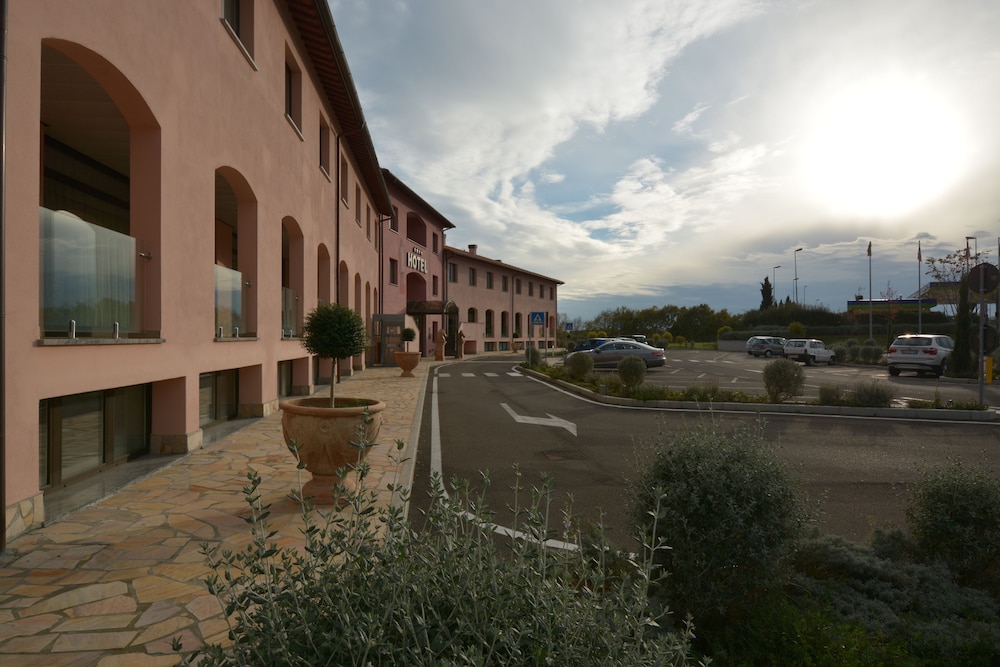

Brindisi - Arezzo - Hotel Il Gentiluomo