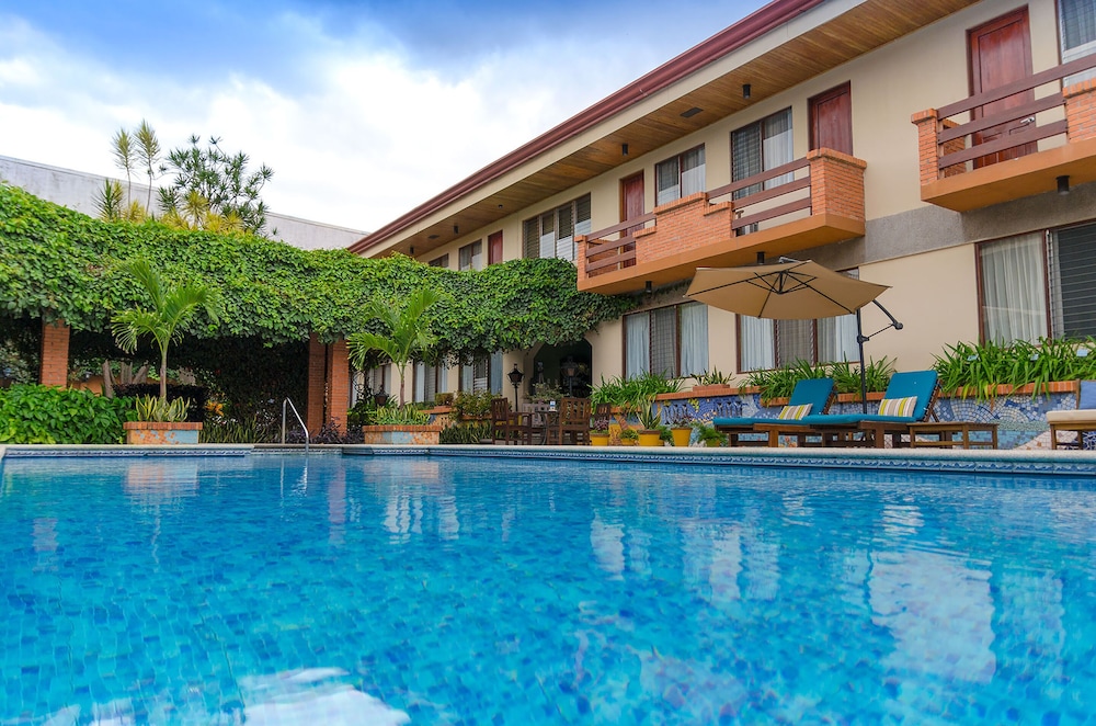 

Milano - San Jose - La Sabana Hotel Suites Apartments