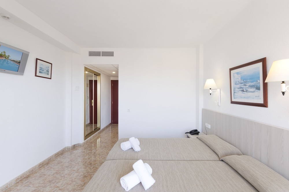 

Torino - Calas de Mallorca - Hotel HSM Canarios Park