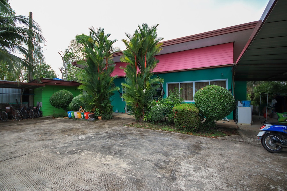 

Catania - Thalang - Phuket Airport Sonwa Resort
