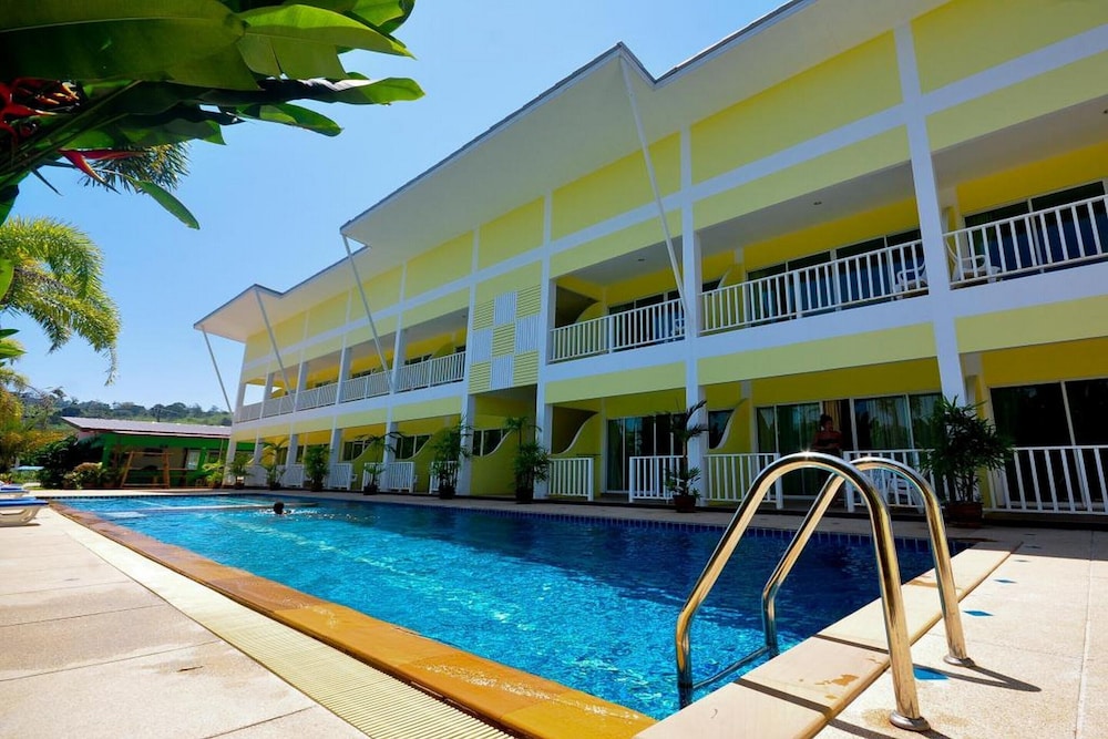 

Bologna - Thalang - Phuket Airport Sonwa Resort
