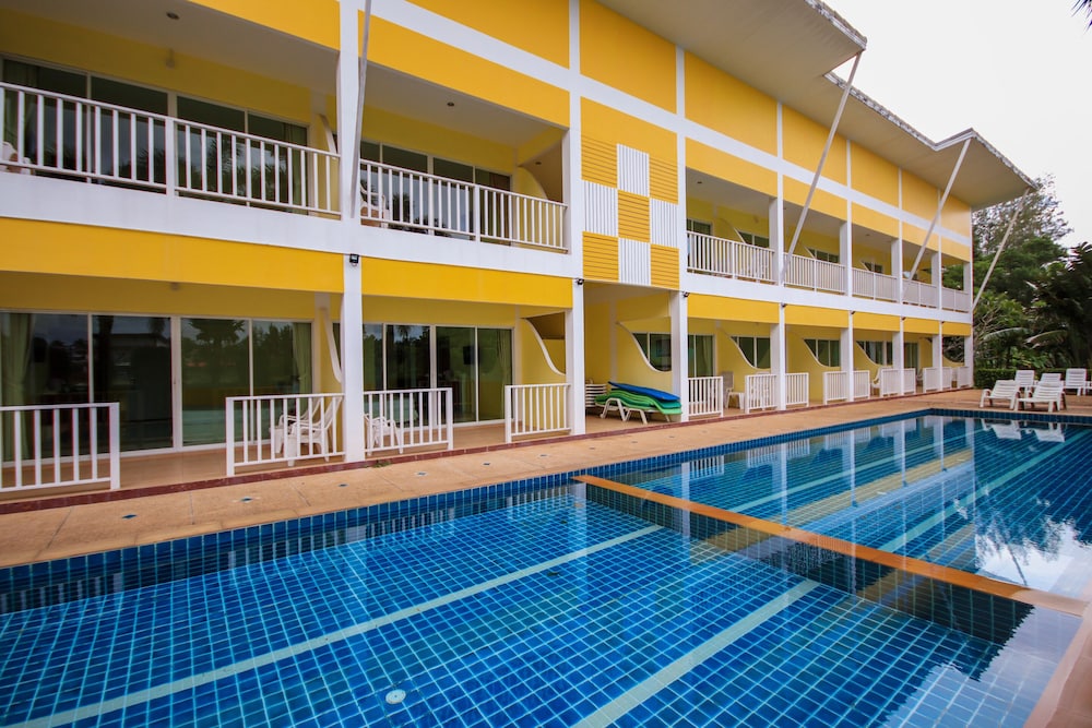 

Olbia - Thalang - Phuket Airport Sonwa Resort