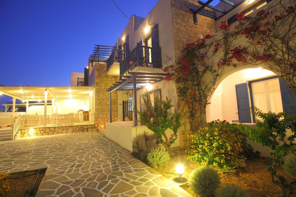 

Venezia - Drios - Paros Inn