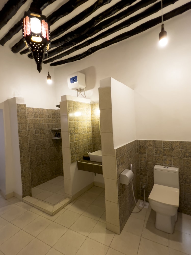 

Roma - Zanzibar Town - Zanzi House