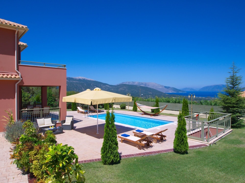 

Roma - Sami - Villa Nireaus in Sami