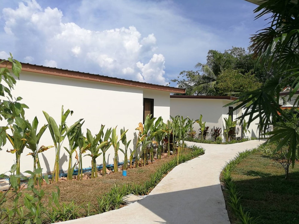 

Roma - Sa Khu - The Casita Phuket (SHA+)