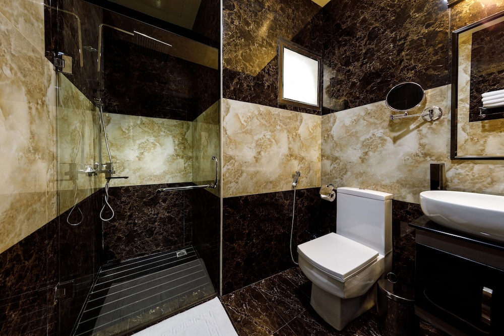 

Milano - Al Shahamah - Emirates Park Resort