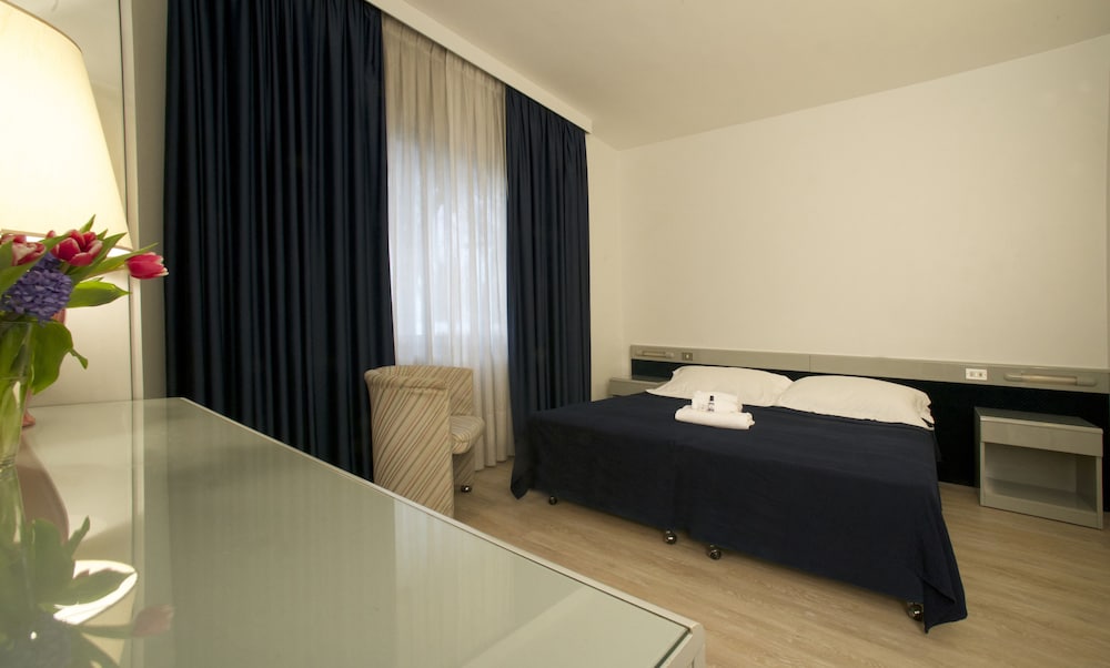 

Olbia - Venezia - Club Hotel