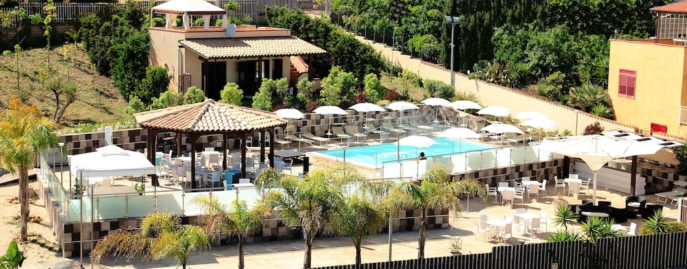 

Milano - Favara - Hotel Costazzurra Museum & Spa