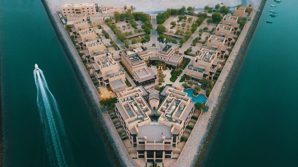 

Roma - Khasab - Atana Musandam Resort