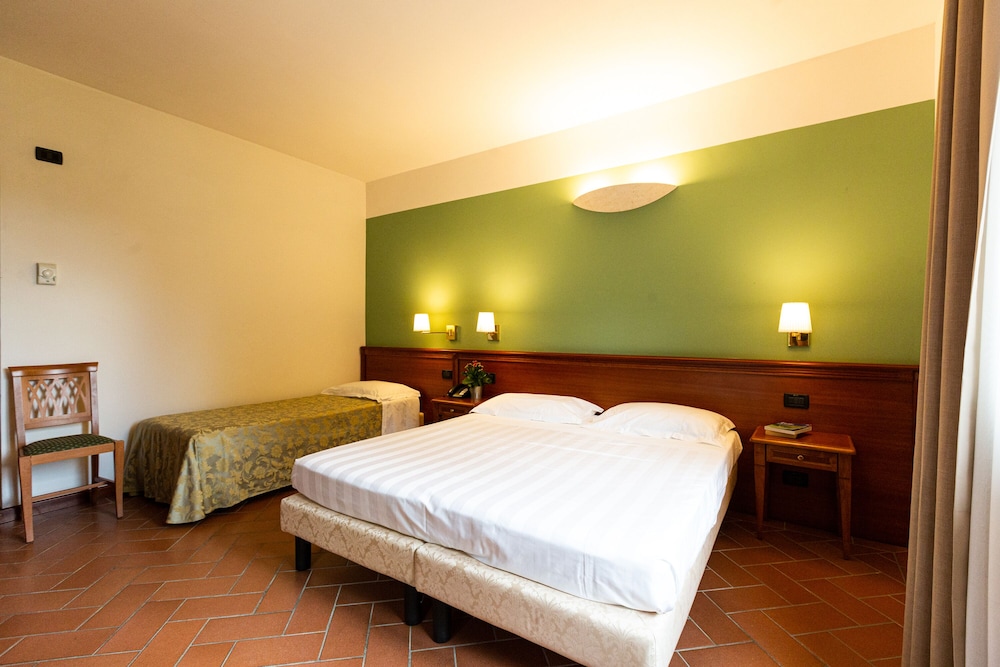 

Milano - Firenze - Hotel Villa Dei Bosconi