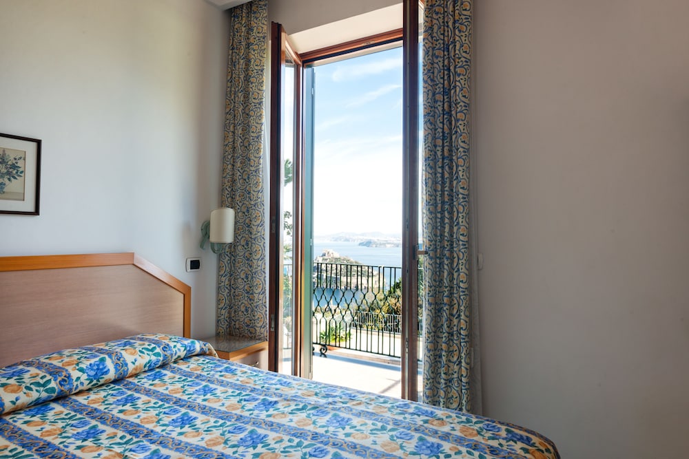 

Verona - Ischia - La Capannina - Hotel & Apartments