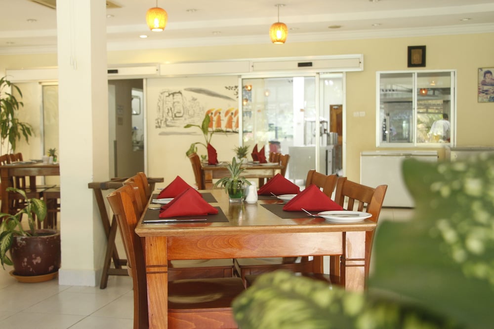 

Napoli - Sihanoukville - Don Bosco Hotel School