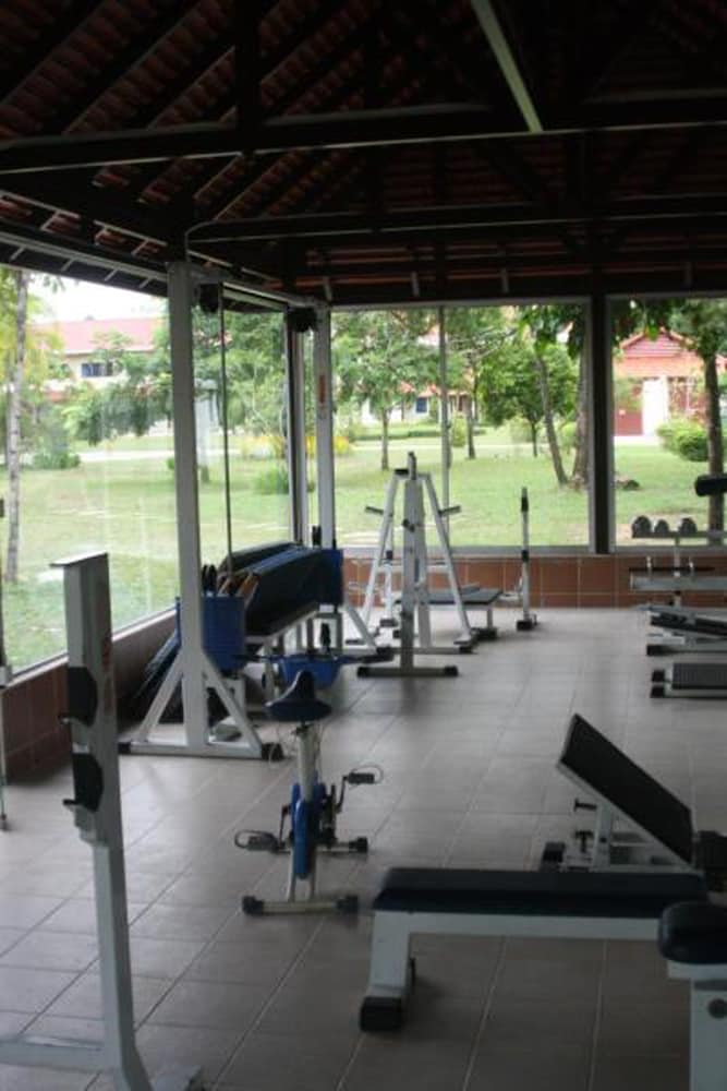 

Milano - Sihanoukville - Don Bosco Hotel School