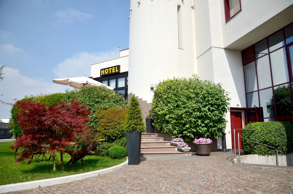 

Lamezia Terme - Roverbella - Hotel Da Franco