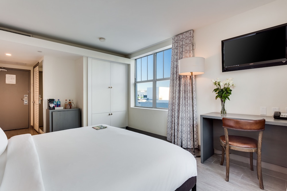 

Napoli - Miami Beach (FL) - Clinton Hotel South Beach