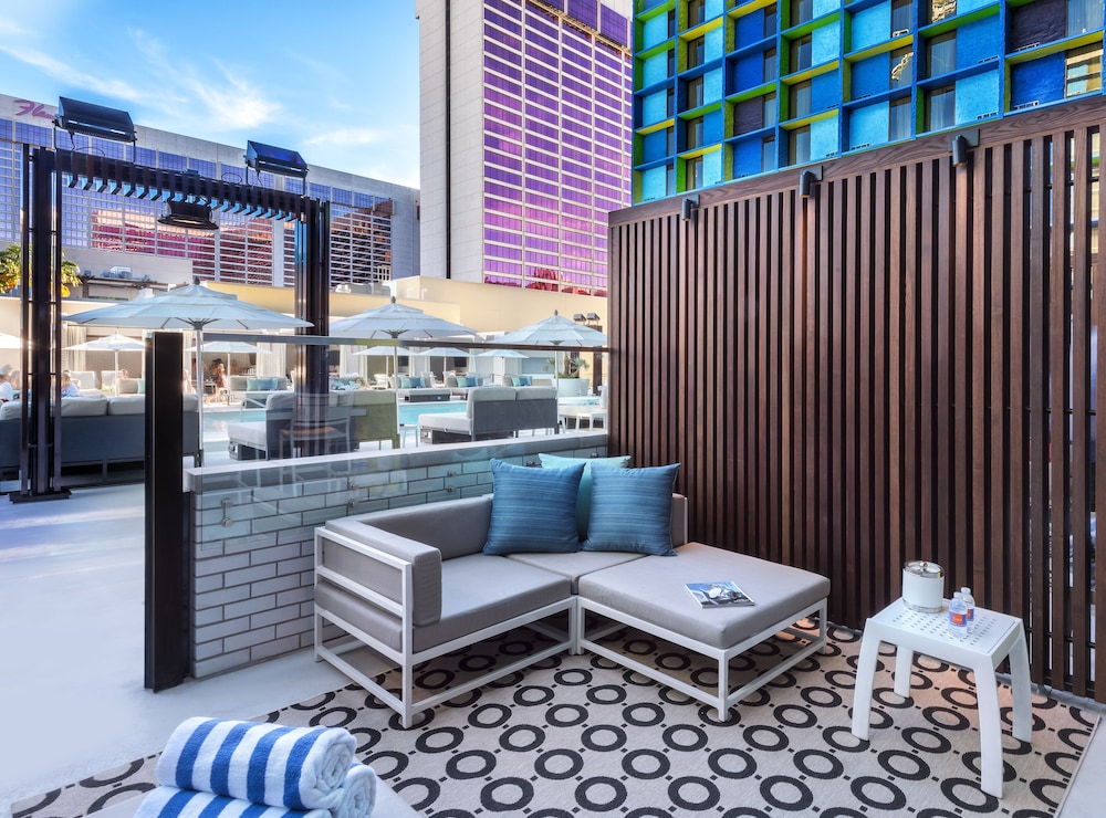 

Bologna - Las Vegas (NV) - The LINQ Hotel + Experience