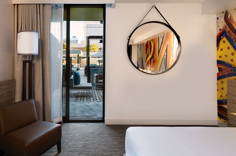 

Brindisi - Las Vegas (NV) - The LINQ Hotel + Experience
