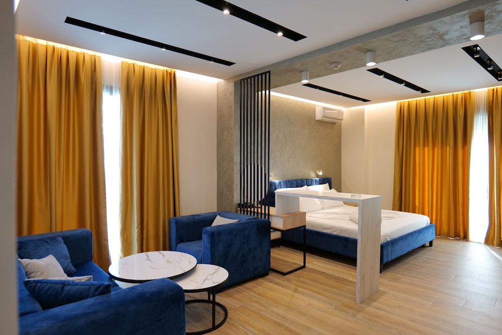 

Bari - Lezhë - Hotel Triumf