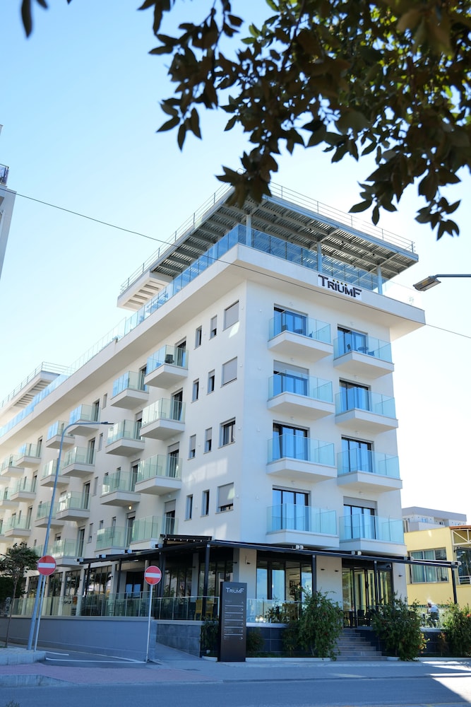 

Napoli - Lezhë - Hotel Triumf Shengjin