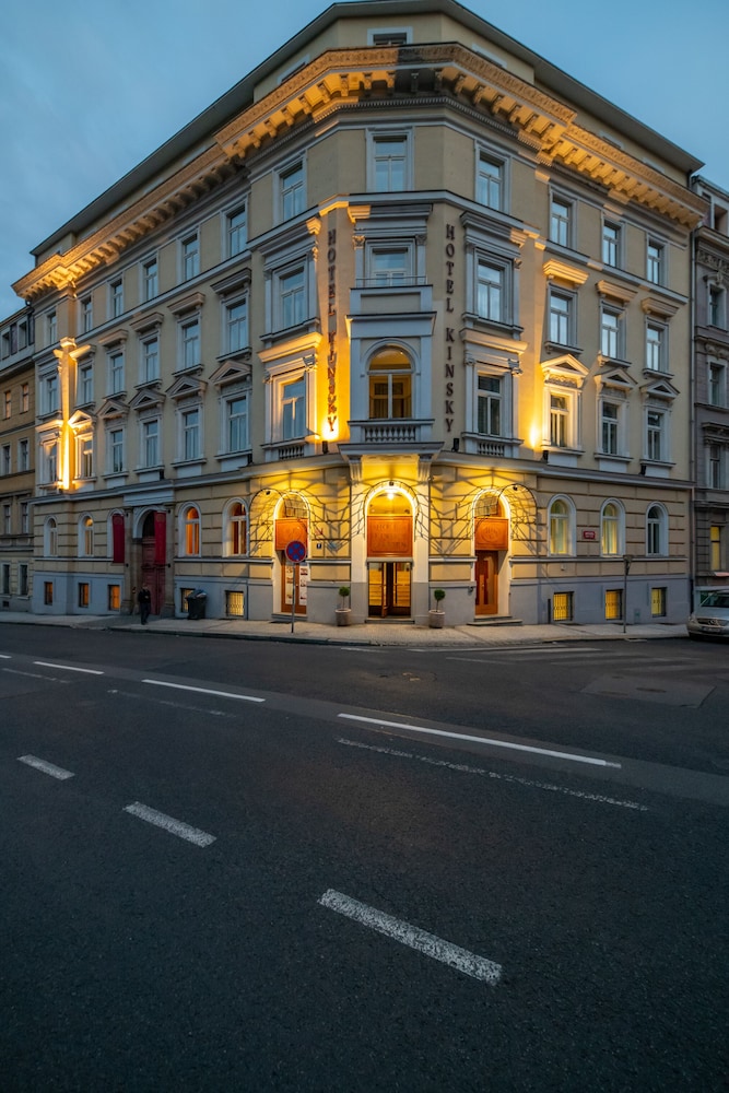 

Milano - Horoměřice - Hotel Kinsky Fountain