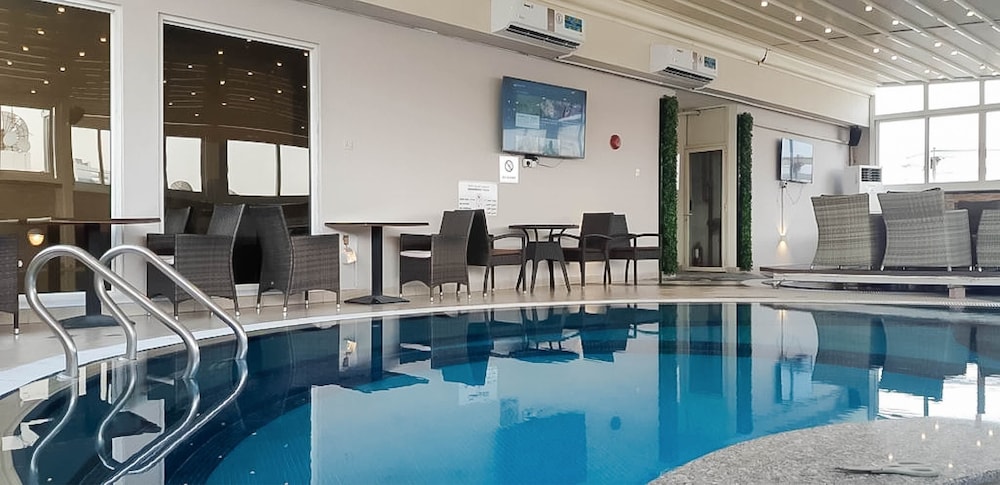 

Bologna - Dubai - Lotus Grand Hotel