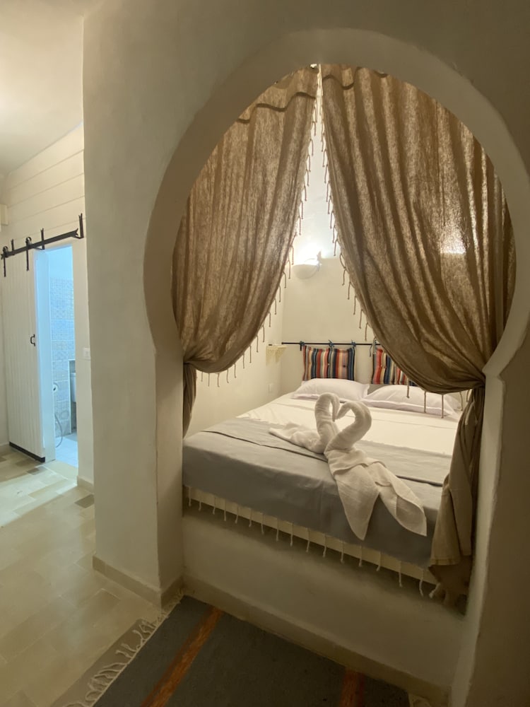

Venezia - Città di Djerba Midun - Djerba Authentique