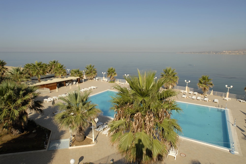 

Roma - Porto Empedocle - Dioscuri Bay Palace