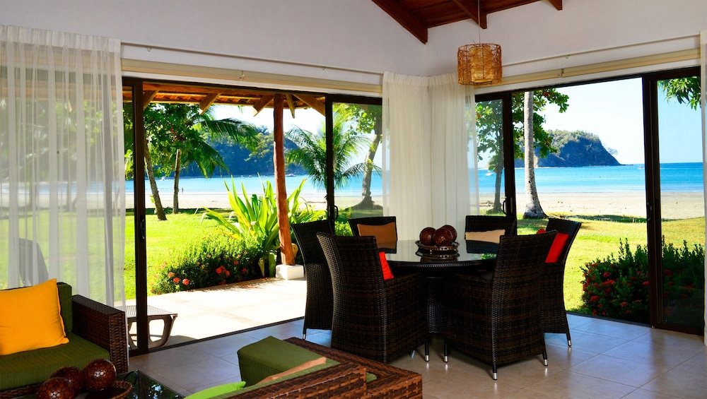 

Bologna - Sámara - Villas Playa Samara Beach Front Resort