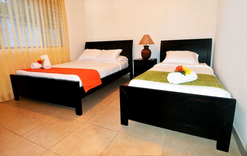 

Bologna - Sámara - Villas Playa Samara Beach Front Resort