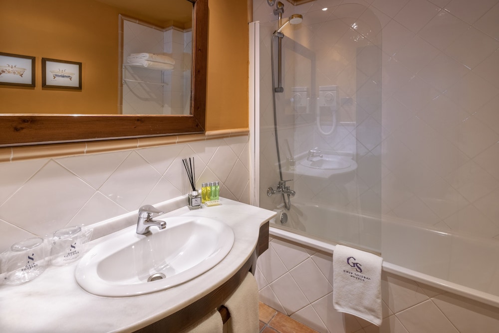 

Napoli - Garraf - Gran Hotel Rey Don Jaime