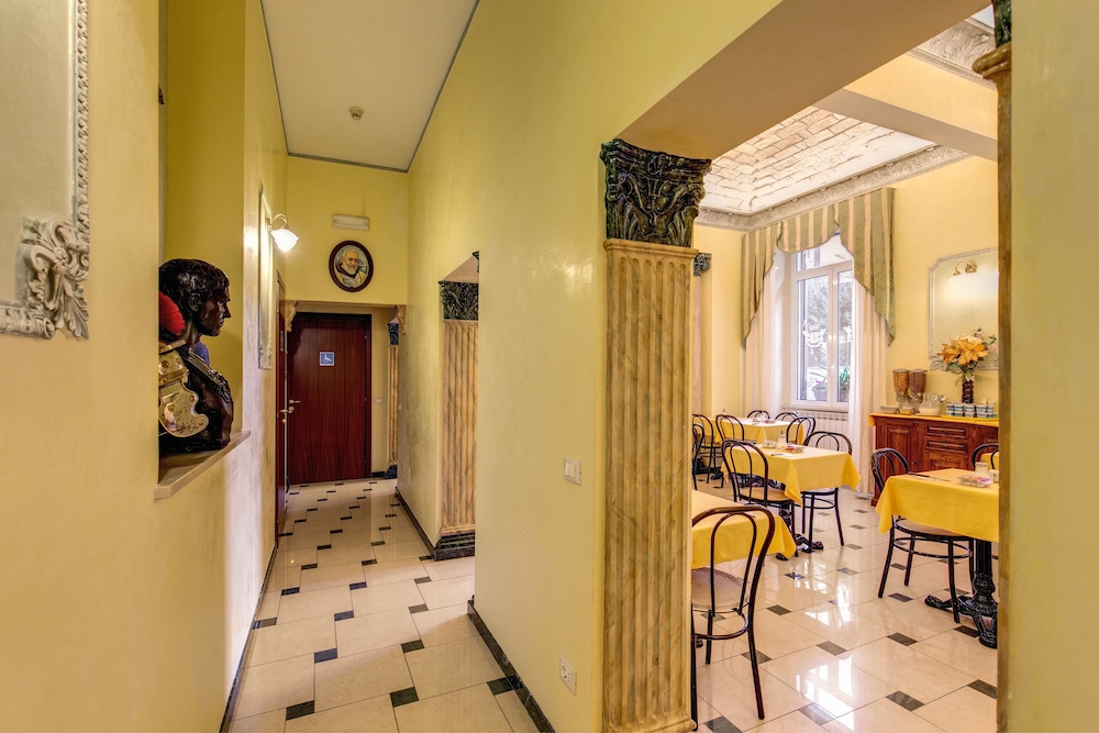 

Palermo - Roma - Hotel Cambridge