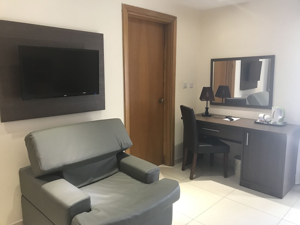 

Cagliari - La Valletta - The Windsor Hotel