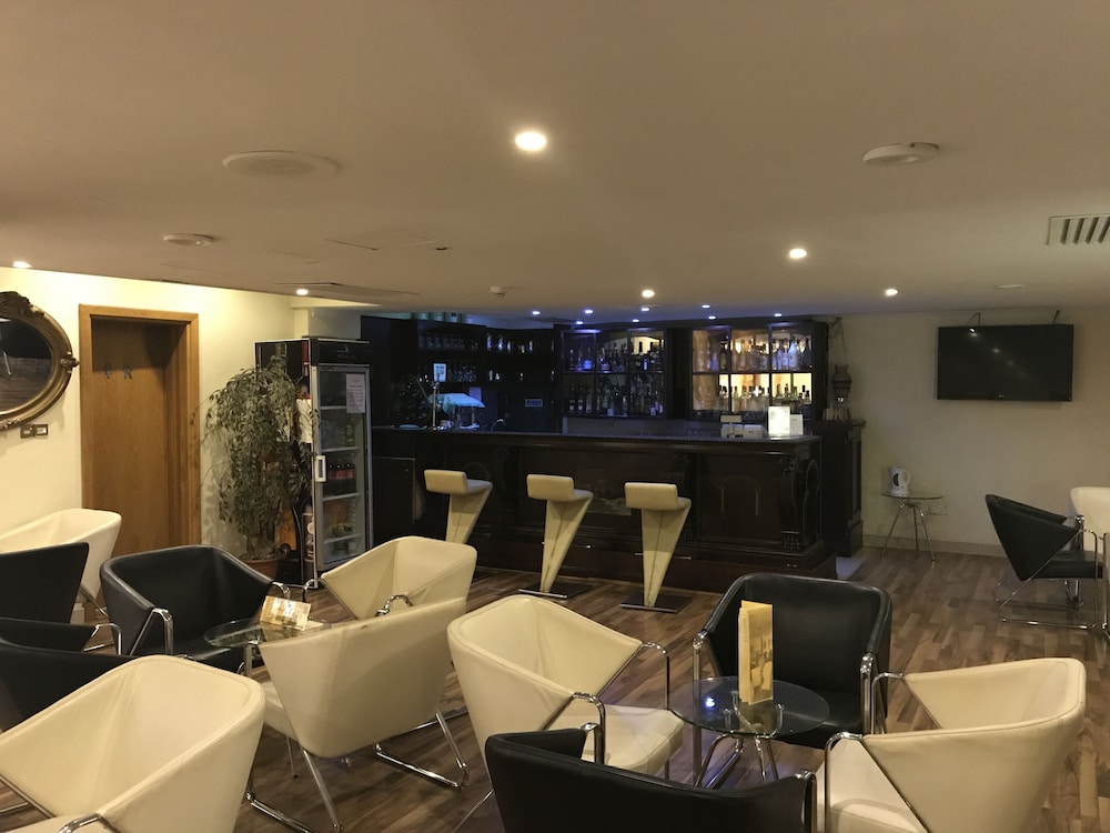 

Lamezia Terme - Il-Gżira - The Windsor Hotel