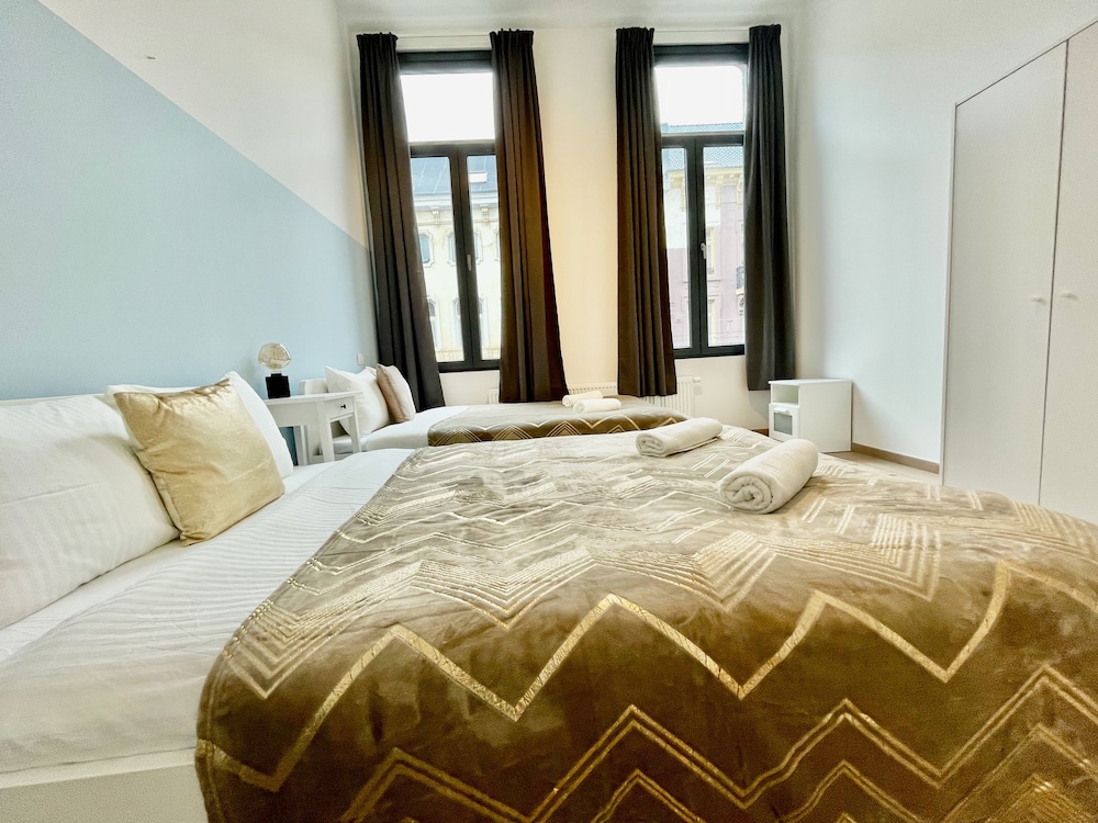 

Napoli - Anversa - One Lux Stay near Fashion District